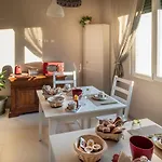 Bed & Breakfast La S'volta 4*